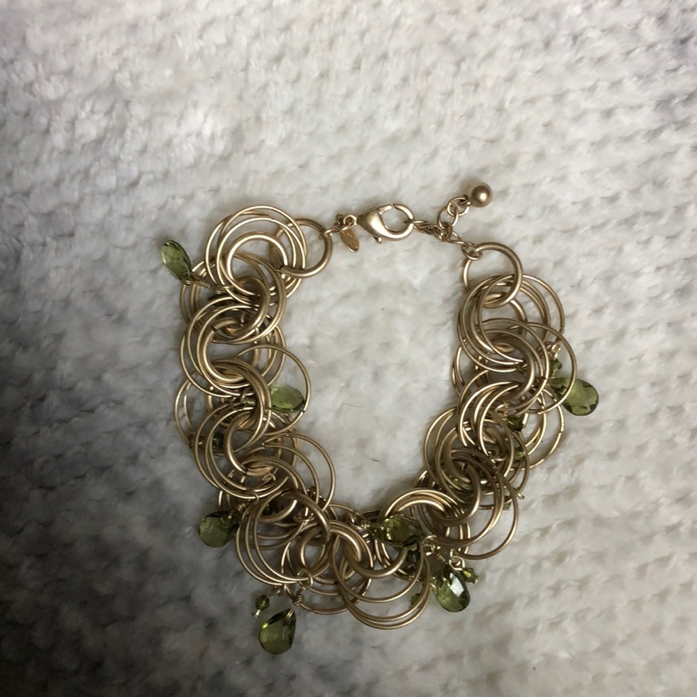 A little loopy bracelet gold finish